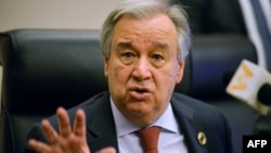 រូបឯកសារ៖ លោក Antonio Guterres អគ្គលេខាធិការ​អង្គការ​សហប្រជាជាតិ​ ថ្លែងនៅក្នុងសន្និសីទសារព័ត៌មានមួយ កាលពីថ្ងៃទី៨ ខែកុម្ភៈ ឆ្នាំ២០២០។