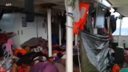 Un bateau Open Arms sauve des migrants en Méditerranée