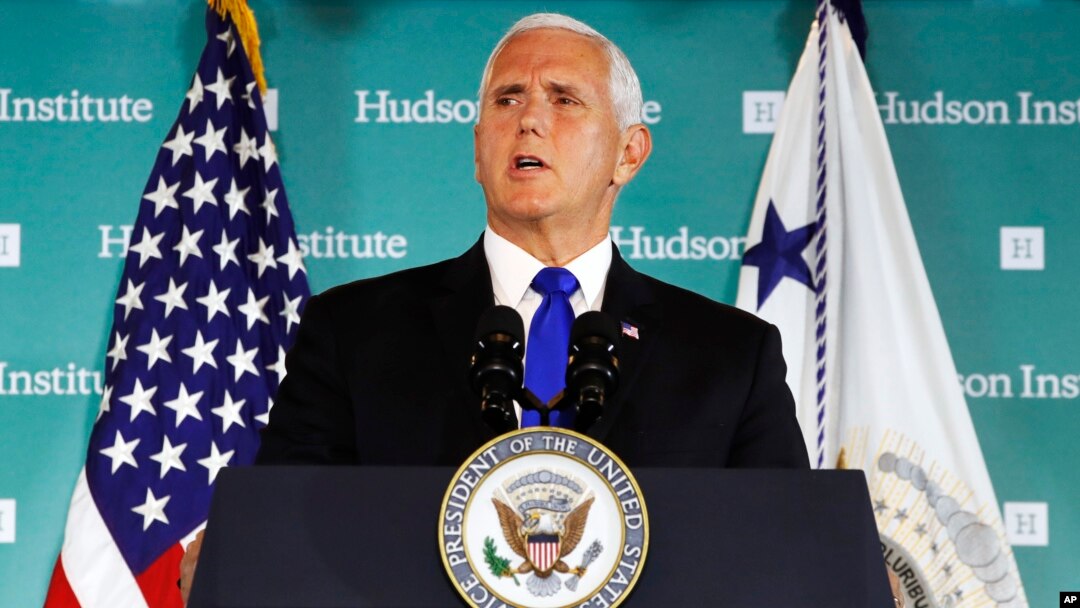 Wakil Presiden AS Mike Pence berbicara di Hudson Institute di Washington DC (4/10). 