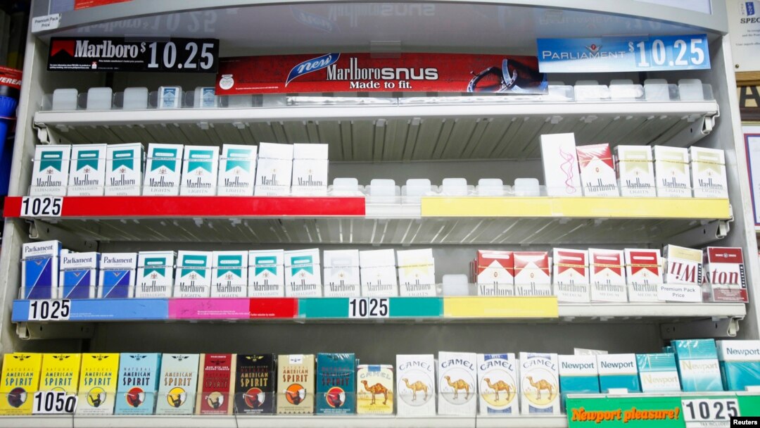 Deretan rokok yang dijual di sebuah toko di Ney York. (Foto: Dok)