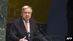  Antonio Guterres, a annoncé un plan de plus de 3 milliards de dollars pour que le monde entier soit couvert par des systèmes d'alerte précoce d'ici 2027.