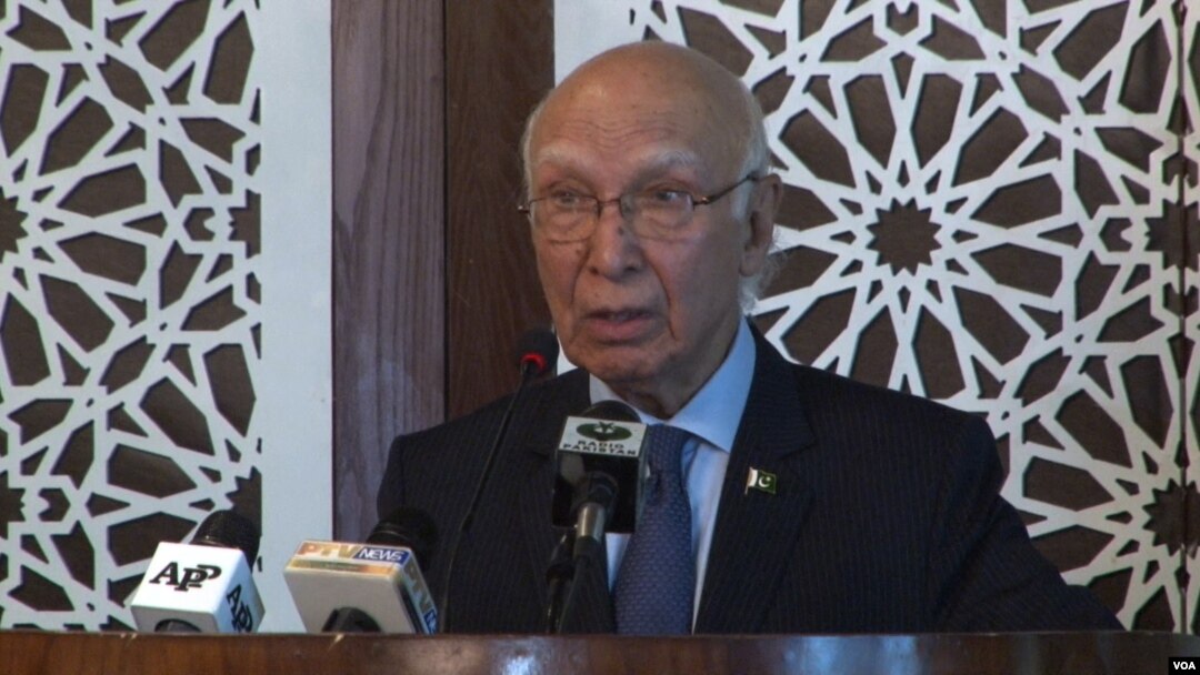 سرتاج عزیز (فائل فوٹو)