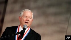 Mantan Menteri Pertahanan AS Robert Gates. (Foto: Dok)