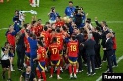 Spanyol merayakan kemenangan di final Euro 2024. (Foto: REUTERS/Annegret Hilse)