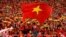 Người hâm mộ bóng đá Việt Nam tại sân Mỹ Đình trong mùa giải AFF Suzuki Cup 2018.