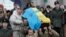 Похорони українського солдата, який загинув у бою в східній Україні, 20 січня 2015 р. -