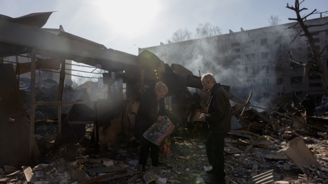 Chính phủ Mỹ cắt không cho Ukraine tiếp cận hình ảnh vệ tinh | VOA - Tháng Ba 09, 2025