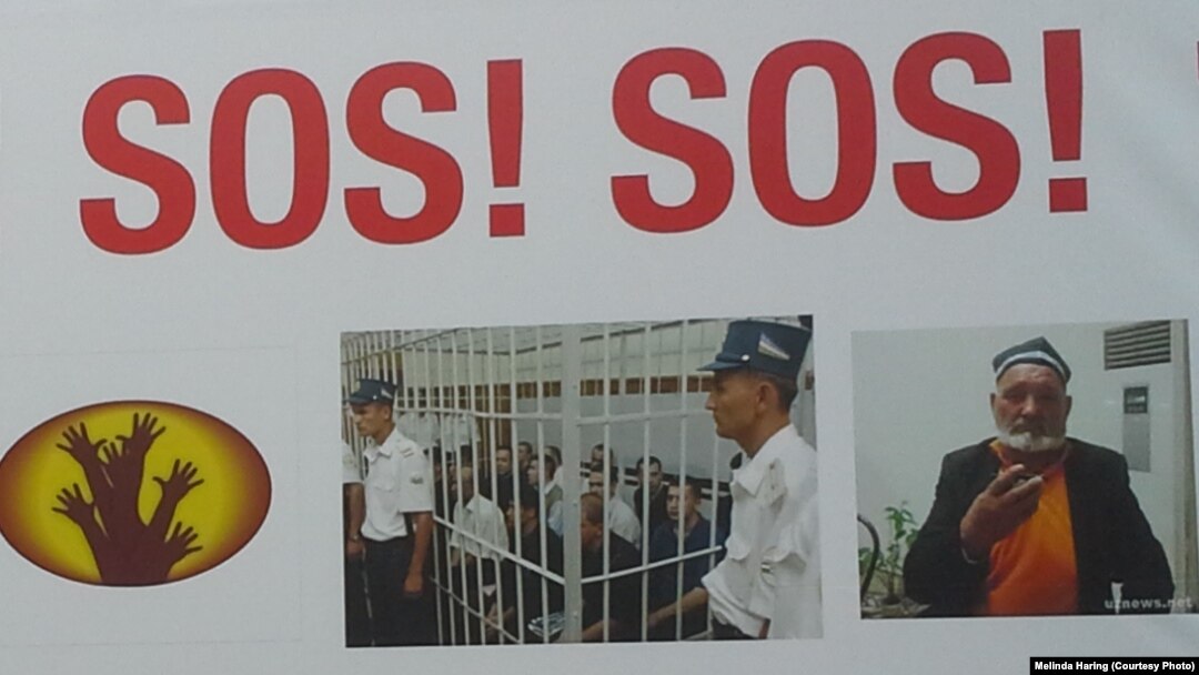 旺角爆发支持和反占中人士的大规模对峙 (美国之音海彦拍摄)
