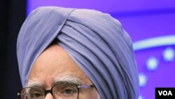 Skandal korupsi merugikan Partai Kongres dan pemerintahan PM Manmohan Singh, meskipun Singh terkenal sebagai sosok yang jujur.