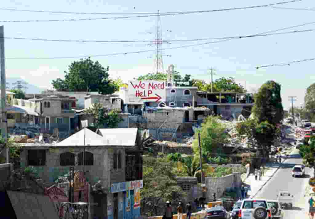 Bantuan Internasional Berlanjut di Haiti (Foto: B. Newhouse)