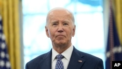 El presidente Joe Biden en un evento en la Oficina Oval en la Casa Blanca en Washington el 3 de enero del 2025. (AP foto/Susan Walsh).