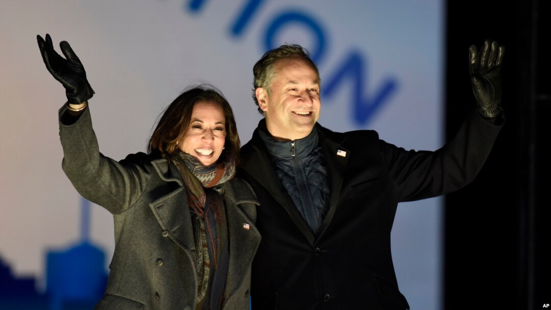Kamala Harris va turmush o'rtog'i Dag Emxoff