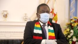 President Emmerson Mnangagwa (Harare July 21, 2020) said the curfew was part of efforts to contain a spike in coronavirus cases that he described as a “worrisome development,” in Zimbabwe. (Columbus Mavhunga/VOA) 