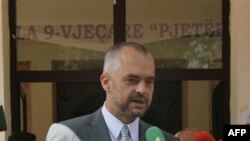 Partia Socialiste vendosi t'i rikthehet marrëdhënieve të kushtëzuara me parlamentin