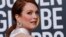 ARCHIVO - La actriz Julianne Moore a su llegada a la entrega de los premios Golden Globe en Beverly Hills, California, 6/1/19. Moore protagoniza "Gloria Bell", que se estrena esta semana en Estados Unidos.