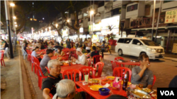 Chợ Đêm - Night Market - Kuala Lumpur. (Hình: Trùng Dương)