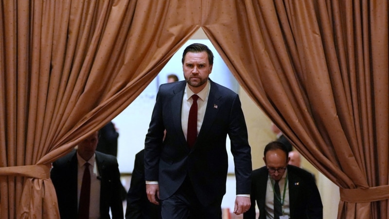 اکسیوس از تلاش میانجی‌ها برای احیای مذاکرات تهران و واشنگتن خبر داد