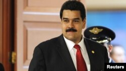 El vicepresidente y canciller venezolano Nicolás Maduro recibió llamada de Chávez desde La Habana, este 24 de diciembre.