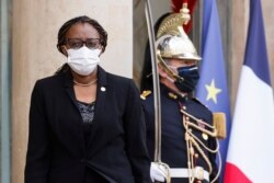 Executive Secretary of UN Economic Commission for Africa Vera Songwe arrives for a dinner at the Elysee Presidential Palace in Paris, on May 17, 2021.