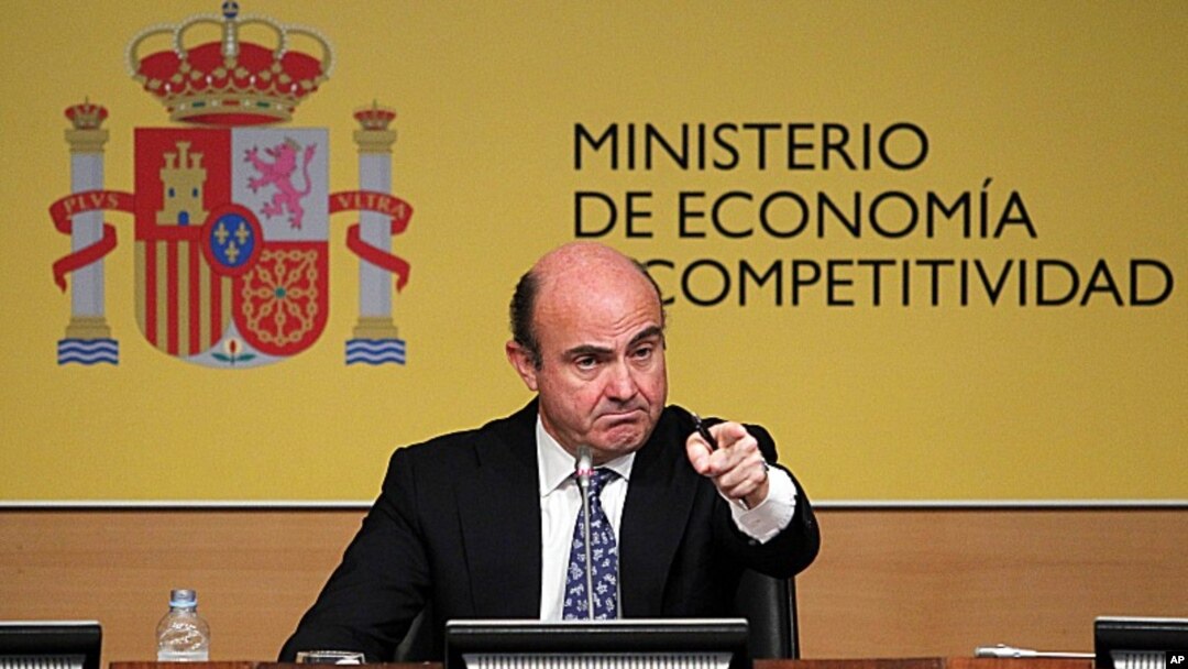 Bộ trưởng Kinh tế Tây Ban Nha Luis de Guindos nói nước ông mong có sự giúp đỡ tài chính của EU để tái cơ cấu các ngân hàng