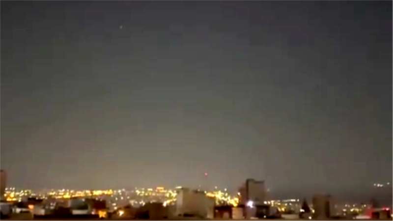 روایت شهروندان از انفجارهای بامدادی روز پنجشنبه و پرواز جنگنده‌ها در نقاط مختلف کشور