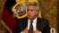 El presidente de Ecuador, Lenín Moreno, denunció que su antecesor Rafael Correa promueve planes desestabilizadores contra su administración y las de otras naciones con financiamiento de Venezuela.
