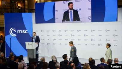 Vicepresidente Vance advierte a los aliados europeos de EEUU sobre una “amenaza desde dentro”