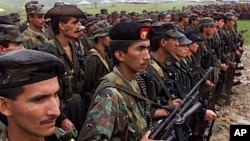 Lực lượng Vũ trang Cách mạng Colombia FARC (hình tháng 4/2000)