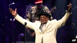 George Clinton performs with The Parliament Funkadelic during EBONY magazine's 30th Annual Power 100 Gala at the Beverly Hilton, Dec. 2, 2015, in Beverly Hills, Calif. 