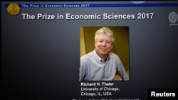 Giáo sư Richard H. Thaler.