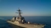 پنتاگون: یک ناو آمریکا و چند کشتی تجاری در دریای سرخ مورد حمله قرار گرفتند