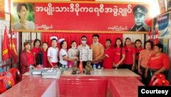 မြဝတီမြို့မှာ ကိုရိုနာဗိုင်းရပ်စ်ပိုး ကာကွယ်ရေး အသိပညာပေး လှုပ်ရှားမှု (သတင်းဓာတ်ပုံ- ဦးသန့်ဇင်အောင်)