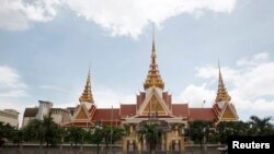 Gedung majelis Nasional Kamboja di Phnom Penh, 26 Agustus 2014. (Foto: dok). 