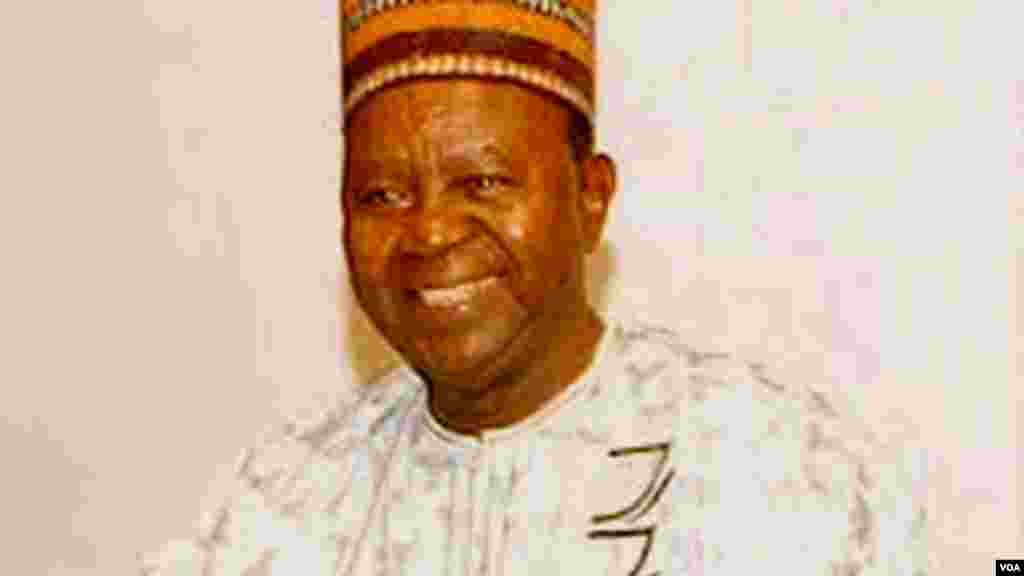 Chief Solomon Doshep Lar gwamnan farar hula na farko a jihar Filato kuma shugaban PDP na farko a duk fadin Najeriya.