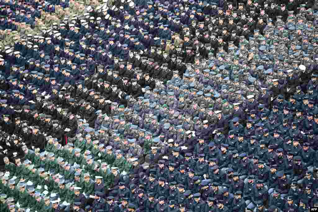 Members of the Armed Forces attend Pope Francis&#39; mass for the Jubilee of the Armed Forces at St. Peter&#39;s square in the Vatican, Italy.