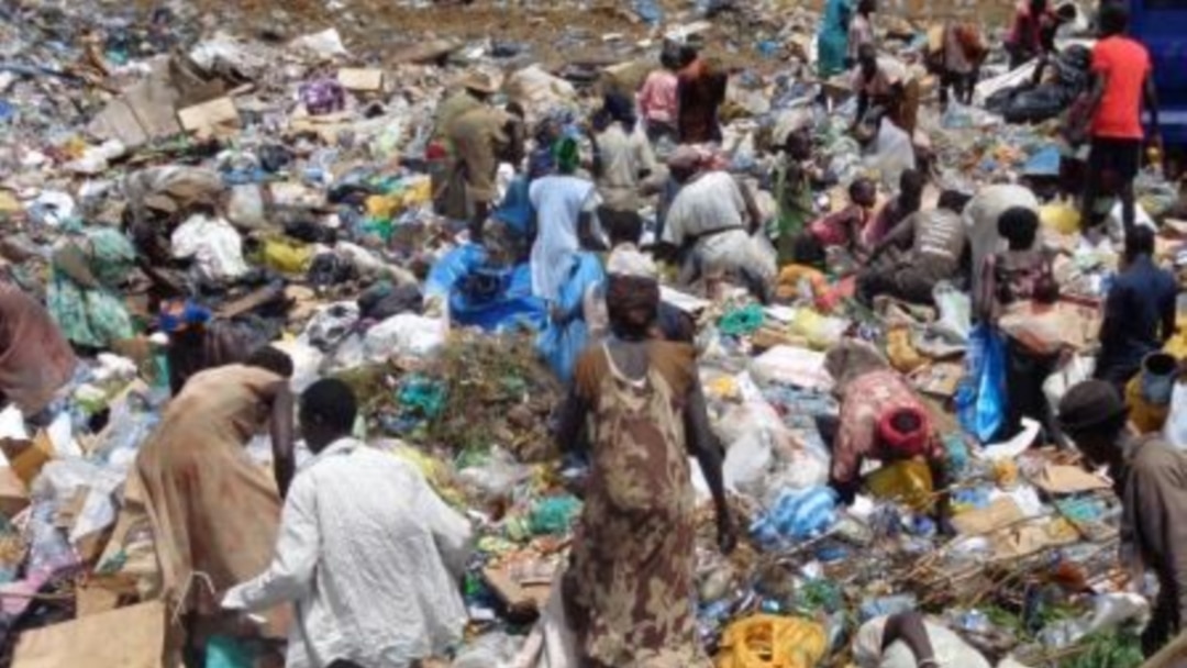 With a Little Help, South Sudan Women Turn Trash Into Money