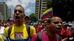 Según el diputado Gustavo Porras no explicó las razones del regreso de los estudiantes, pero dijo que podría tratarse de la situación que atraviesa Venezuela.