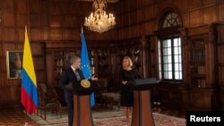 El presidente de Colombia, Iván Duque, y la jefa de Política Exterior de la Unión Europea, Federica Mogherini, durante una conferencia de prensa en Bogotá, Colombia, el 12 de septiembre de 2019. Cortesía de la Presidencia colombiana, vía Reuters.