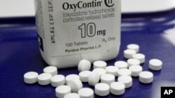 Se estima que 4,5 millones de personas son adictos a los fármacos opioides recetados en EE.UU.