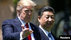 美国总统川普(左)和中国国家主席习近平(右)