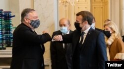 مایک پمپئو روز دوشنبه در پاریس با رئیس جمهوری فرانسه دیدار کرد. 