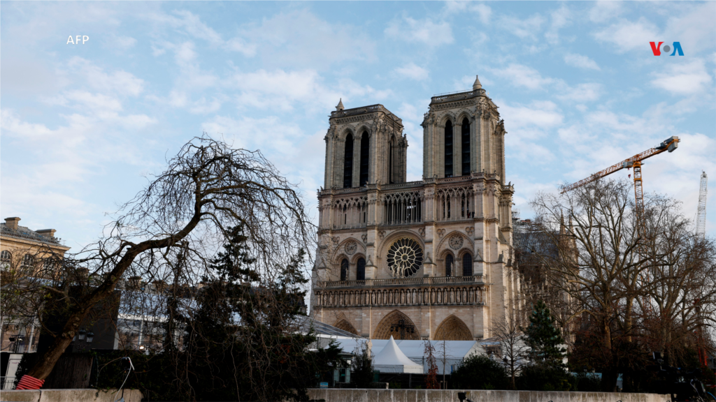 Catedral de Notre-Dame de París antes de su reapertura oficial después de más de cinco años de trabajos de reconstrucción tras el incendio de abril de 2019.