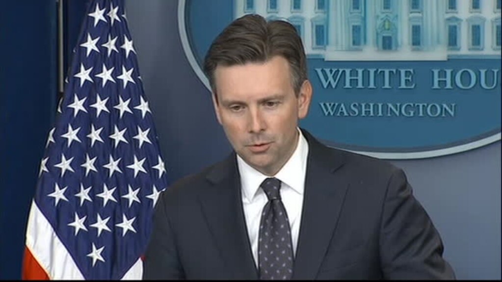 White House Press Sec on FBI Dir. Comey Decision to Reopen Investigation of Clinton Emails