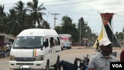 Rua do monumento da Emulação Socialista, cidade de Pemba, Cabo Delgado, Moçambique