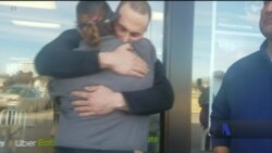 Машина у подарунок працівниці McDonald's від не байдужого клієнта. Відео