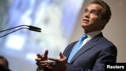 En esta foto, Arnold Schwarzenegger se pronuncia sobre Desarrollo Sostenible. Este año, el actor también protagonizó Los Indestructibles 2, junto a Sylvester Stallone y Bruce Willis. 