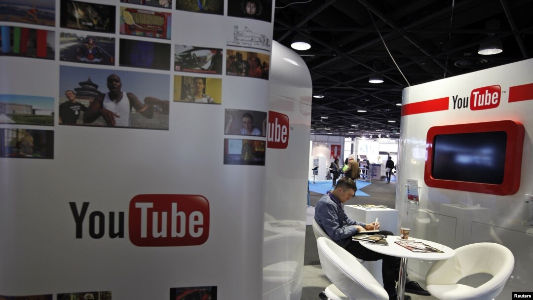 Desde 2007 y hasta el 2012, YouTube había sido una de las aplicaciones integradas en los dispositivos de Apple.