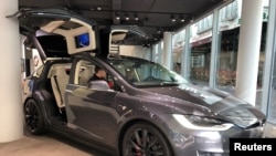 A Tesla Model X on display at Telsa Inc's store in Frankfurt, Germany on Sept. 28, 2018. 