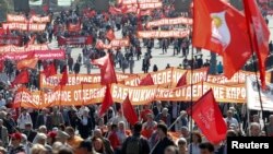 1일 노동절을 맞아 러시아 모스크바에서 공산당원들이 대규모 집회를 열었다.