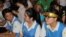 香港中学生首次自发罢课誓争真普选（美国之音海彦拍摄）